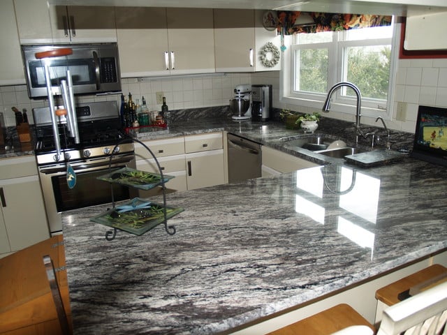 Gray Granite Countertops – Are They the Perfect Granite Color?